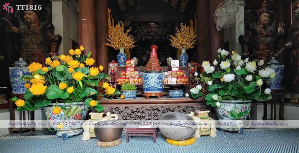 Có nên trưng hoa giả trên bàn thờ không 1 Có nên trưng hoa giả trên bàn thờ không 1