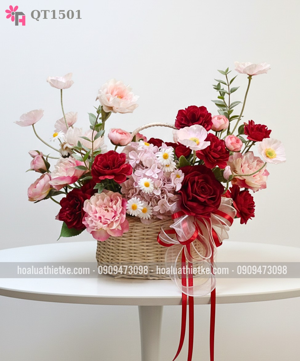 Giỏ hoa giả tông đỏ hồng QT1501