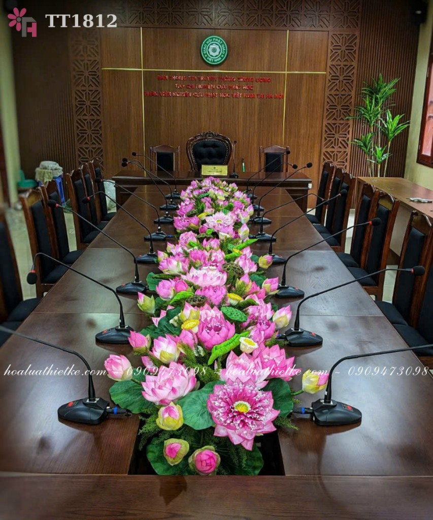 Hoa sen nghệ nhân trang trí phòng họp TT1812